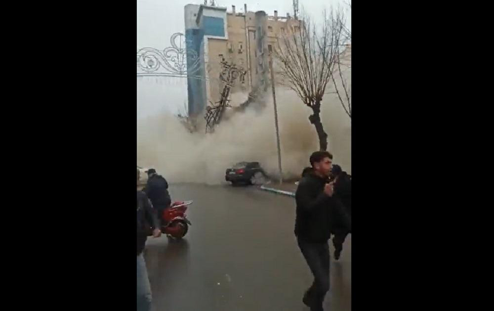 Derrumbe de edificios tras el terremoto. Foto: captura.