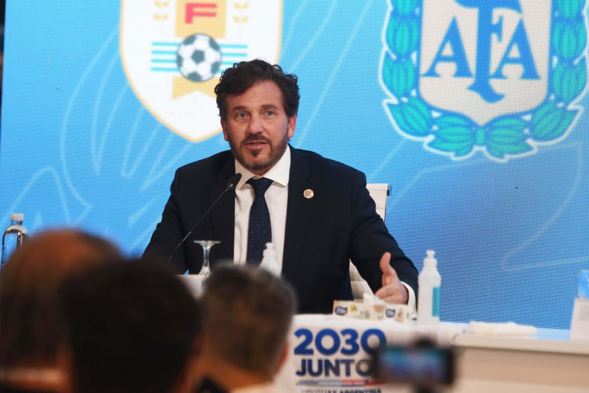 Alejandro Domínguez en la presentación del Mundial 2030. Foto: Telam.