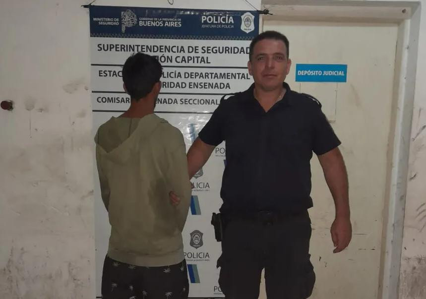 El hombre detenido por agredir a su madre en Ensenada. Foto: Infocielo