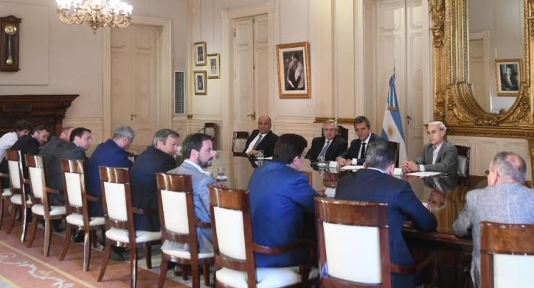Reunión de Alberto Fernández con intendentes, NA