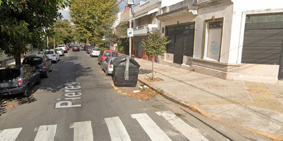 La mujer fue detenida en una calle cerca del edificio en Liniers. Foto: Google Maps