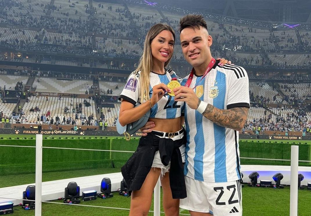 Lautaro Martínez y Agustina Gandolfo en Qatar. Foto: Instagram @agus.gandolfo.