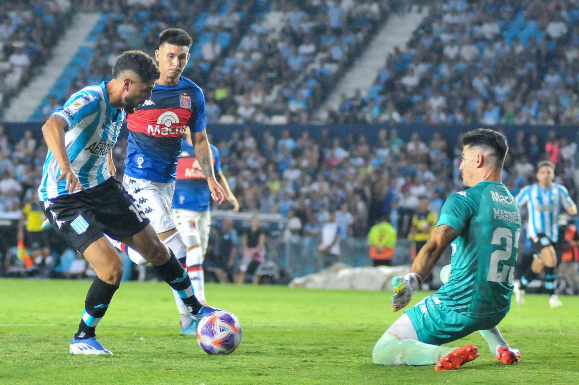 Racing vs. Tigre. Foto: NA