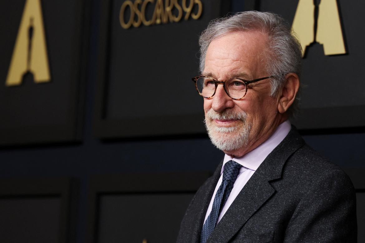 Steven Spielberg en el almuerzo previo a los Oscar. Foto: Reuters.