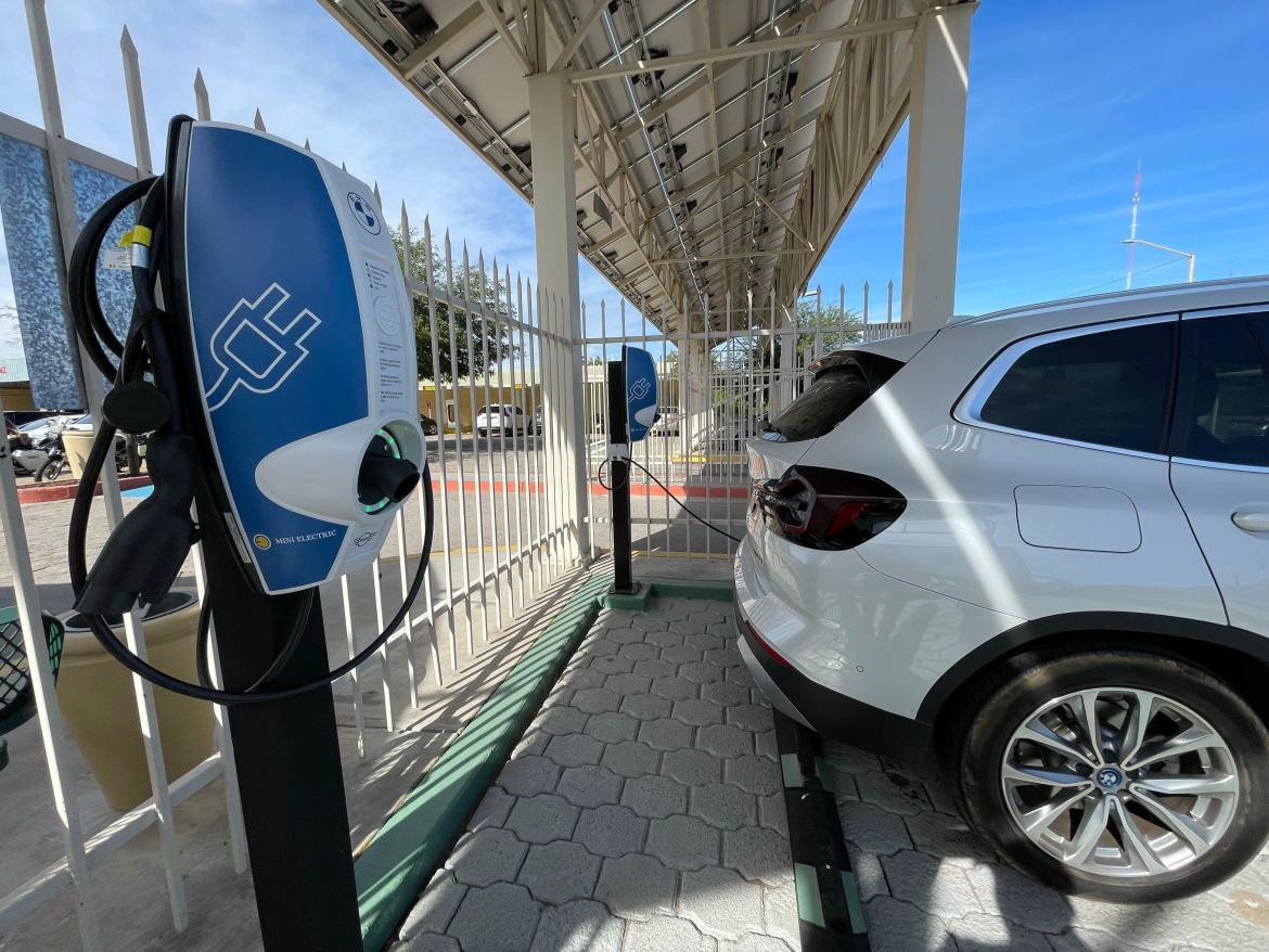 Autos eléctricos. Foto: Reuters