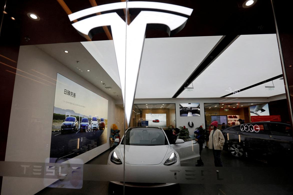 Tesla_Reuters