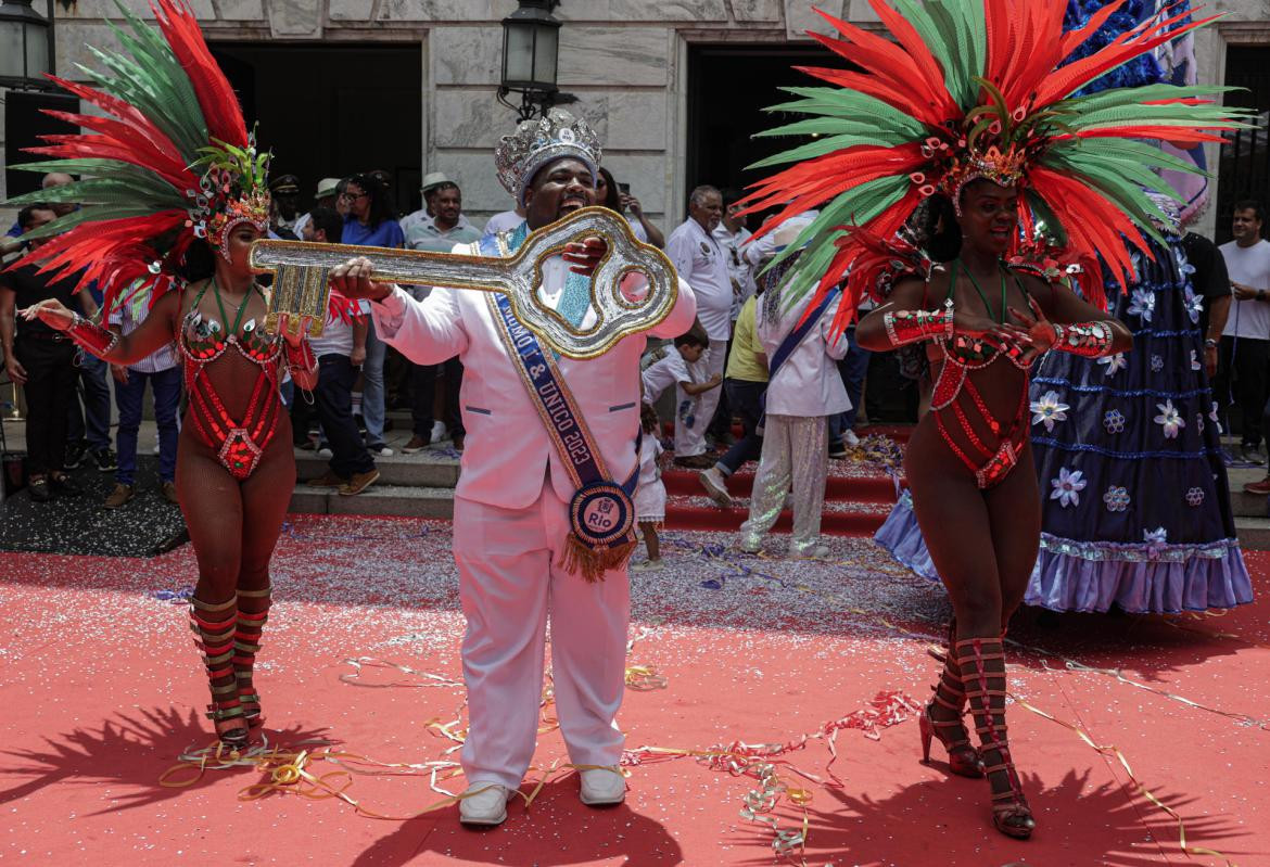 Rey Momo inaugurando la fiesta. Foto: Efe.