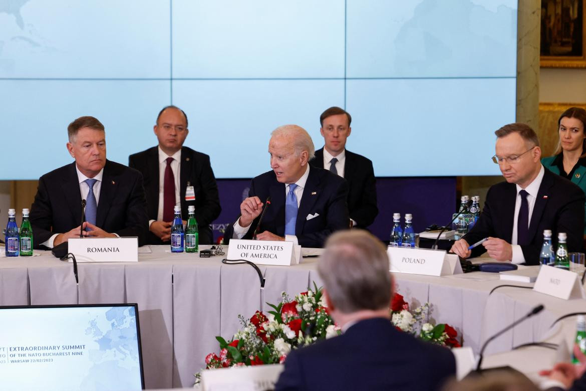 Biden en el encuentro de los 9. Foto Reuters.