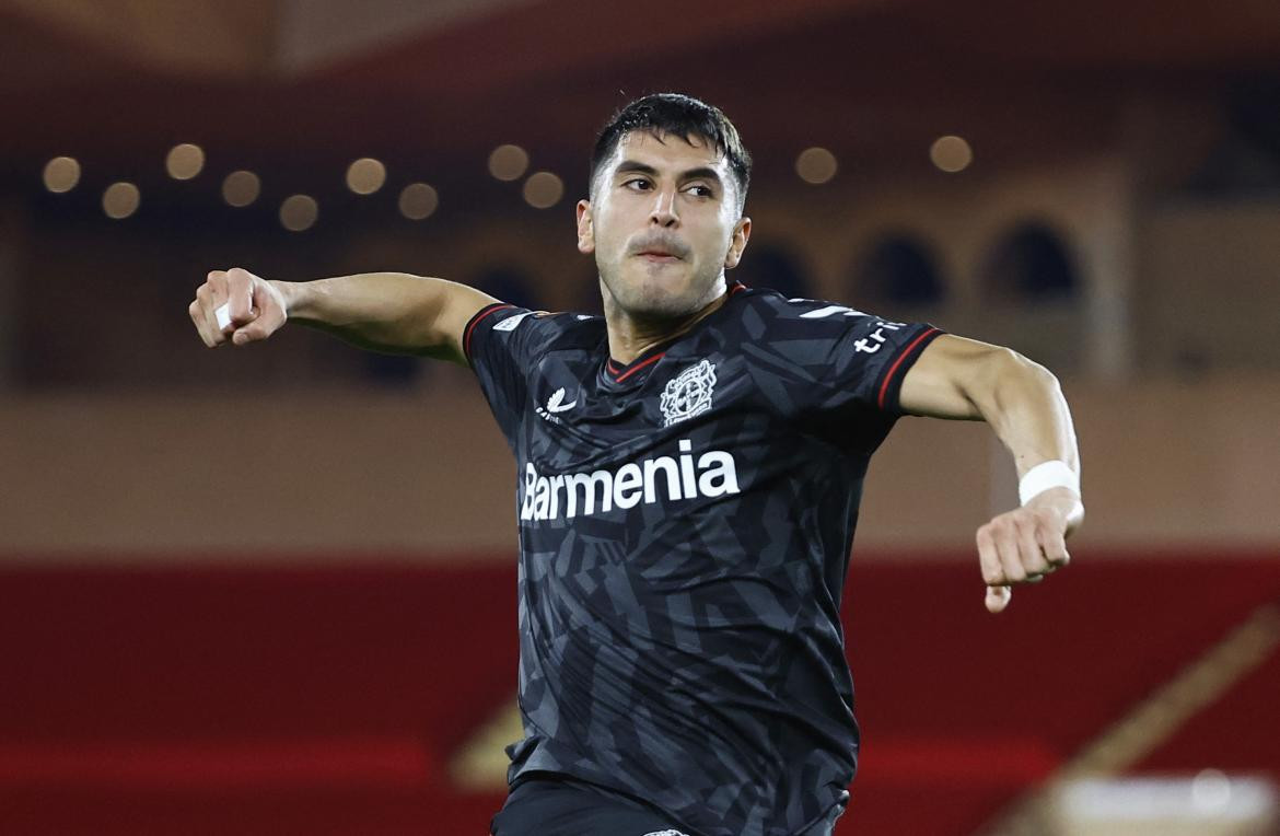 Exequiel Palacios 2; Mónaco vs. Bayer Leverkusen. Foto: Reuters.