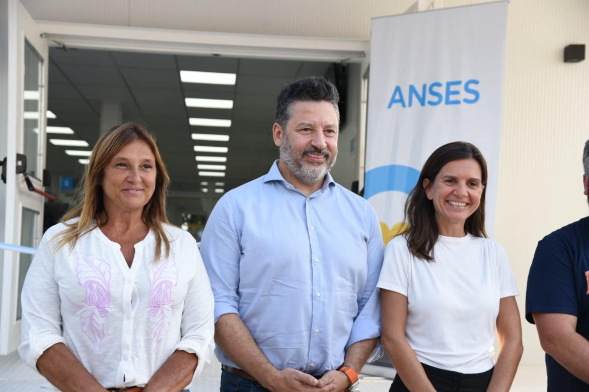 Se inauguró una nueva oficina de Anses en Merlo