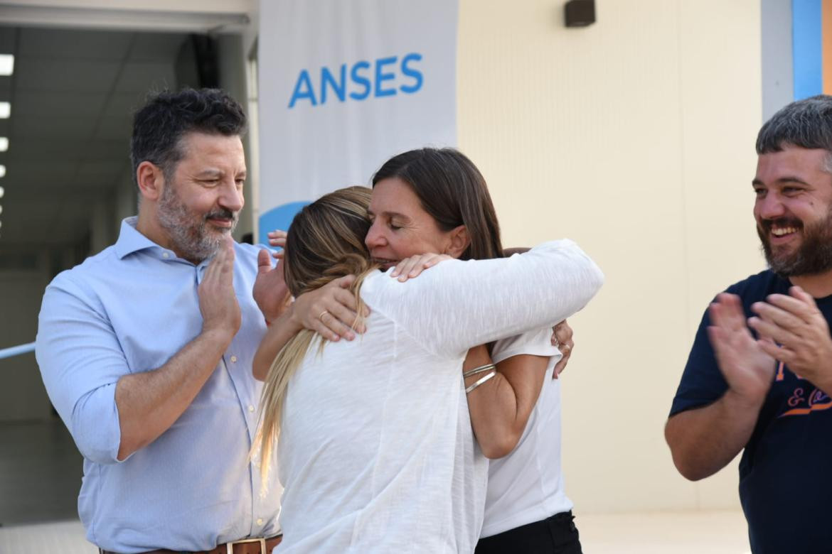 Se inauguró una nueva oficina de Anses en Merlo	