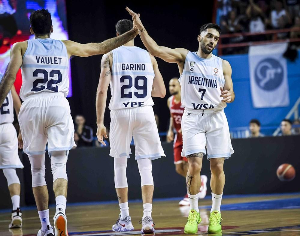 Triunfo de la Selección argentina de básquet ante Canadá. Foto: @cabboficia.