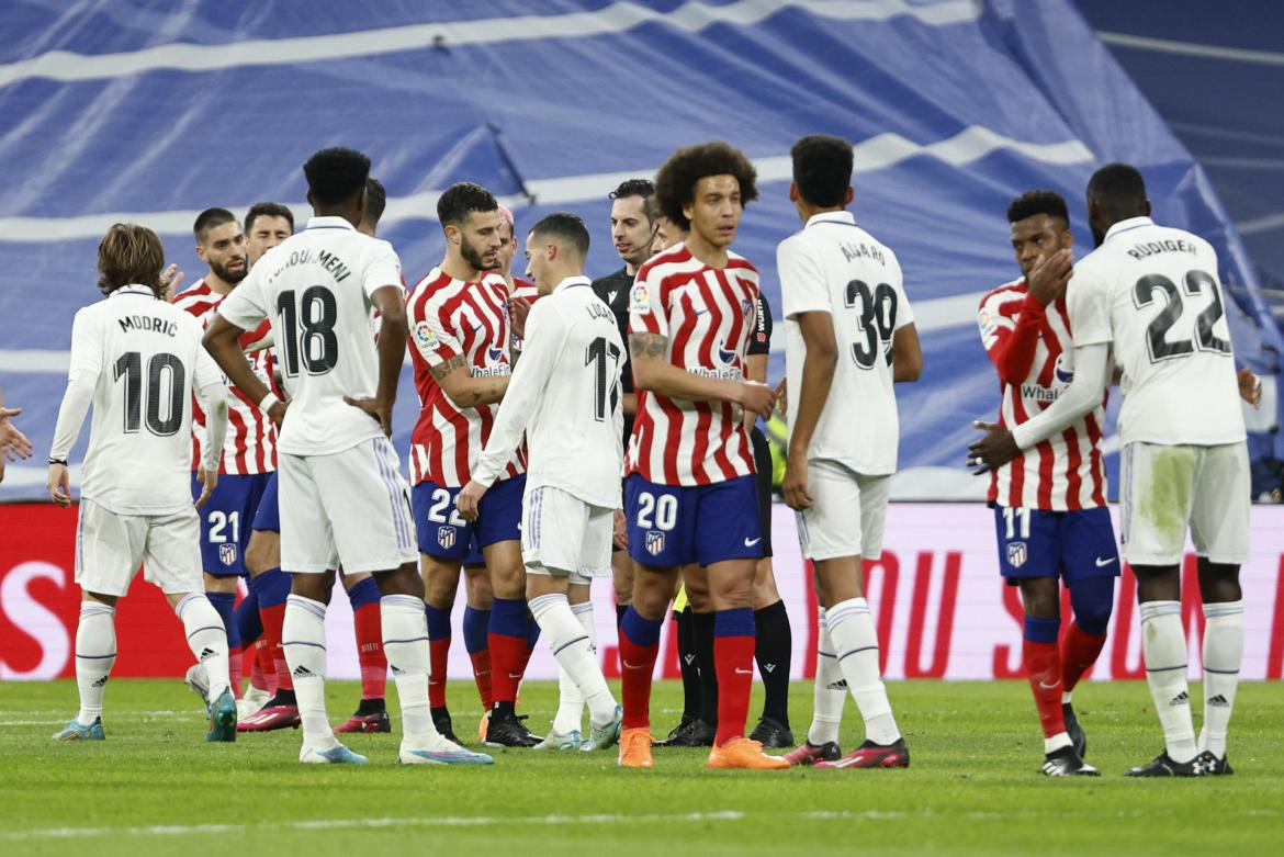 Real Madrid vs Atlético de Madrd. Foto: EFE