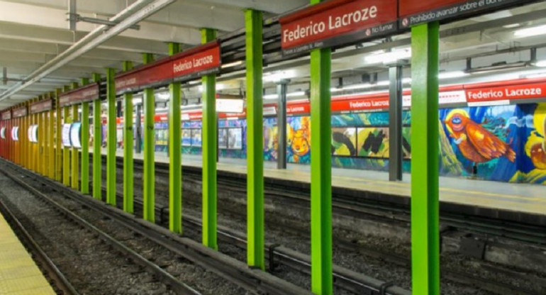 Subte Línea B, Estación Federico Lacroze, NA