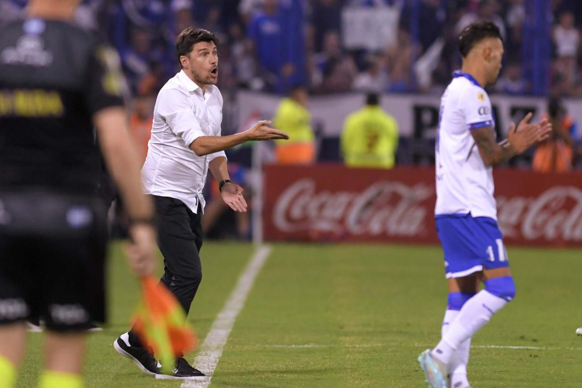 Alexander Medina; exextrenador de Vélez Sarsfield. Foto: Télam.