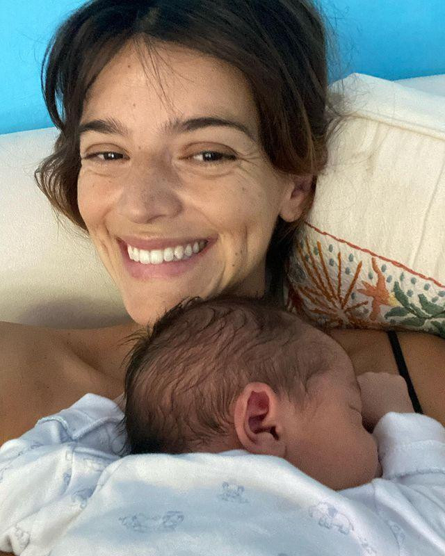 La primera foto de Calu con su bebé. Foto: Instagram.
