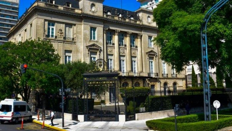 Se generó pánico en la embajada de Estados Unidos. Foto: NA.