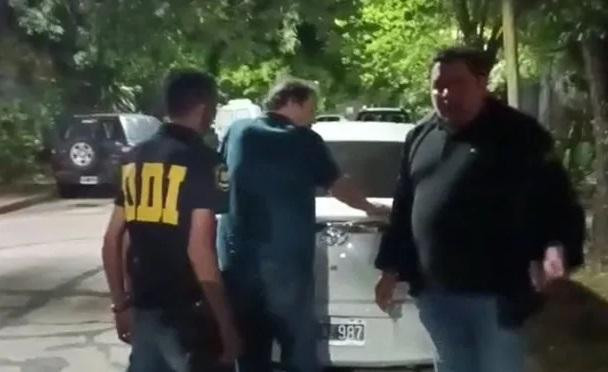Detención del hijo de la mujer de 91 años asesinada en San Isidro. Foto: Captura de video.