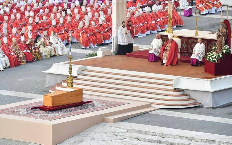 Papa Francisco, Benedicto XVI, Foto: Reuters