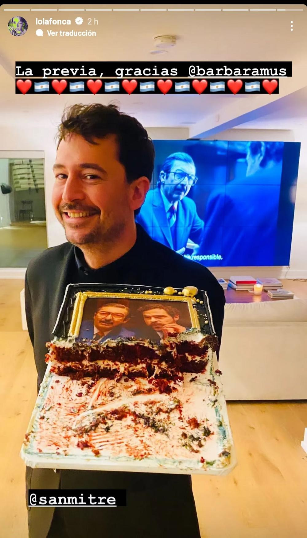 Torta con la cara de los protagonistas. Foto: Instagram/lolafonca