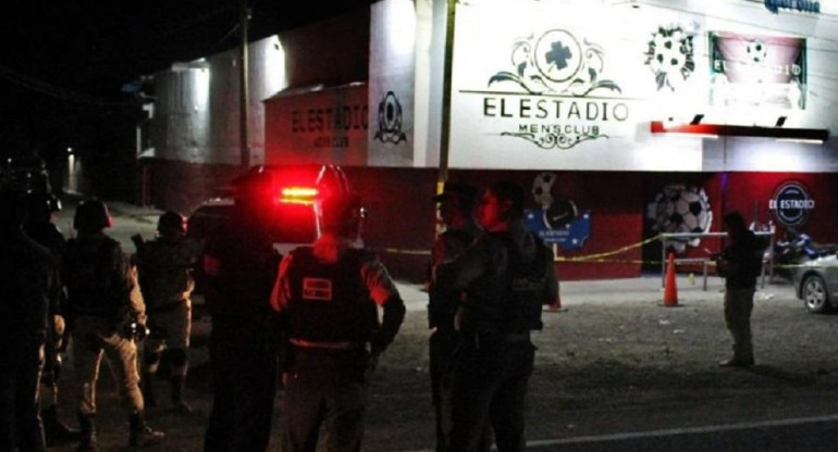Ataque a tiros en un bar de México, NA