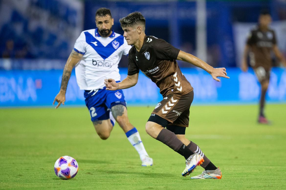 Vélez y Platense. Foto: NA.