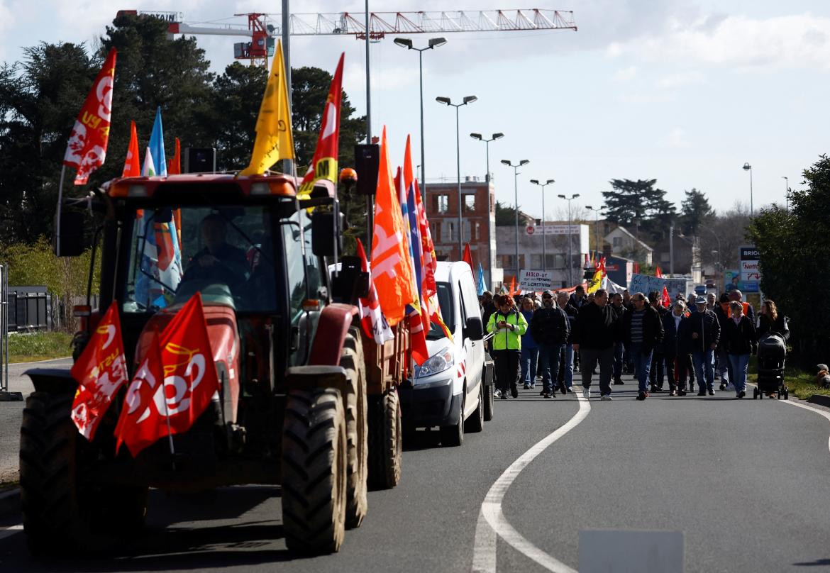 Protestas contra la reforma jubilatoria en Francia. Foto Efe