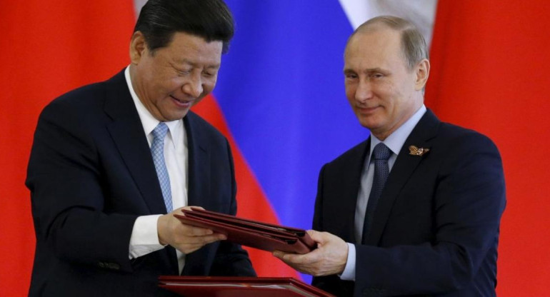 Vladimir Putin y Xi Jinping. Foto: REUTERS