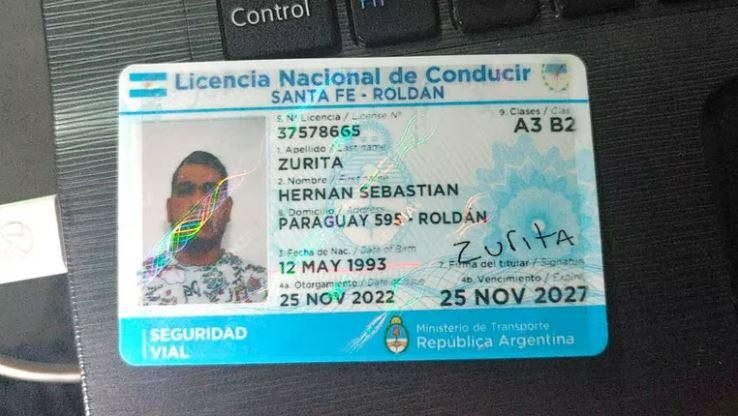 El DNI falso que usaba Leonardo Saravia. Foto: Policía Federal Argentina.