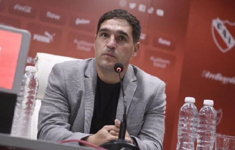 Leandro Stillitano dejó de ser el entrenador de Independiente. NA