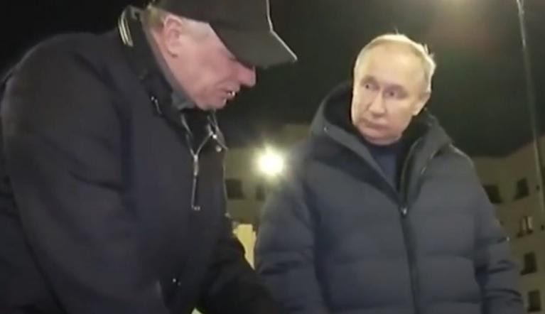 Vladimir Putin visitó Mariúpol en su primer viaje al Donbás.NA