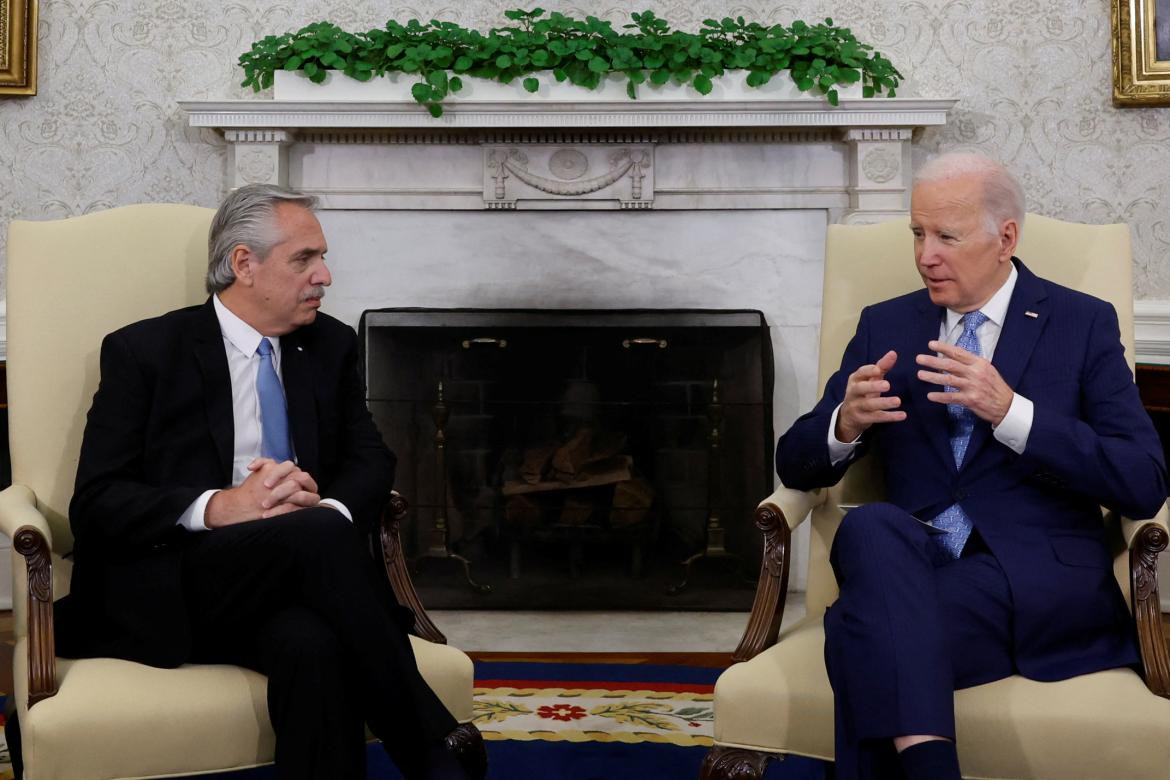 Alberto Fernández y Joe Biden en la Casa Blanca. Foto: REUTERS