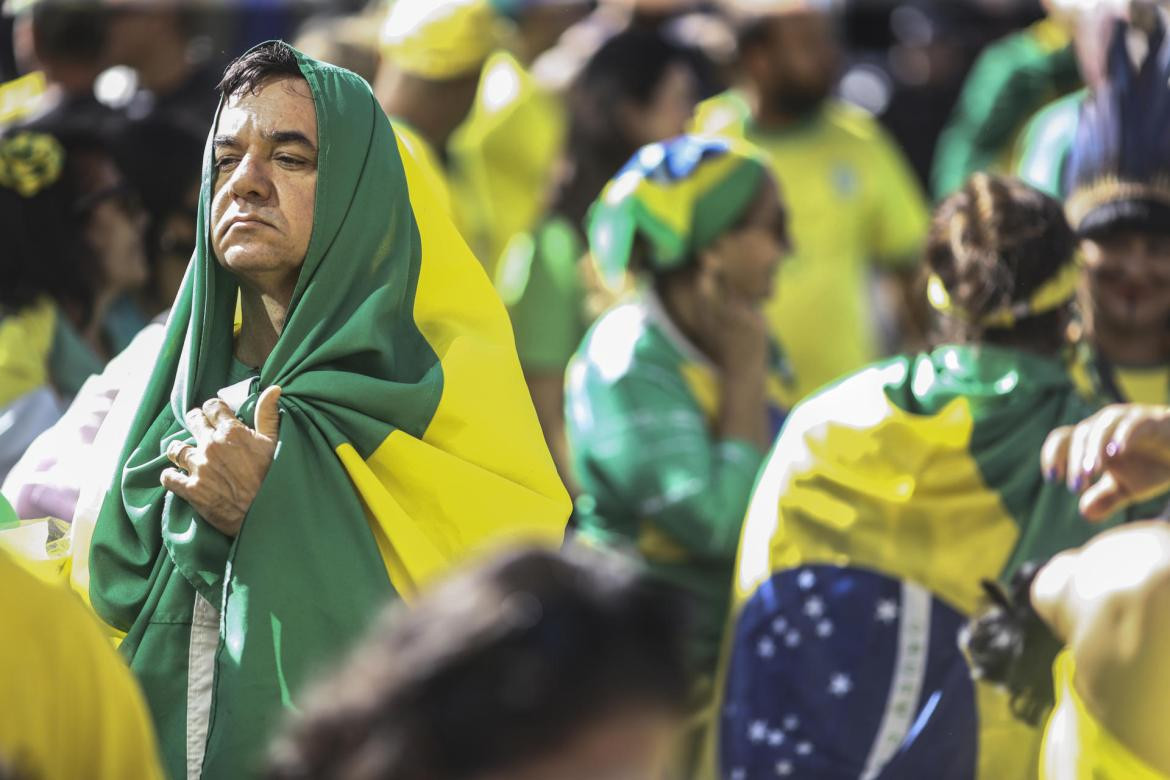 La recepción de Jair Bolsonario en su regreso a Brasil. Foto: EFE.