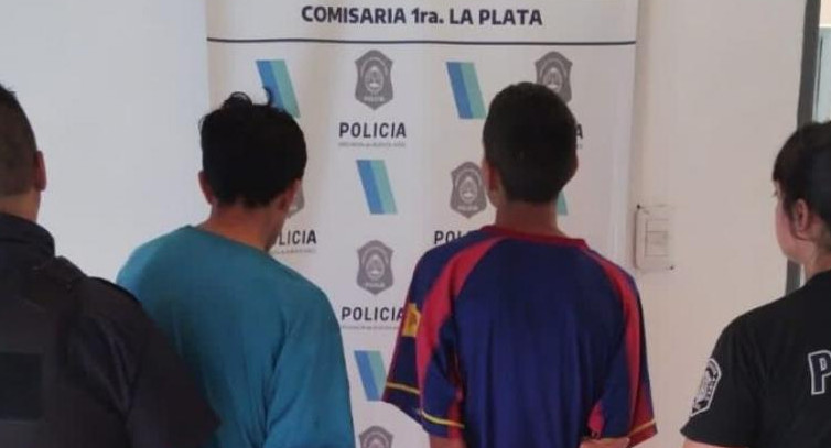 Detención de los "hermanos macana" en La Plata. Foto: NA