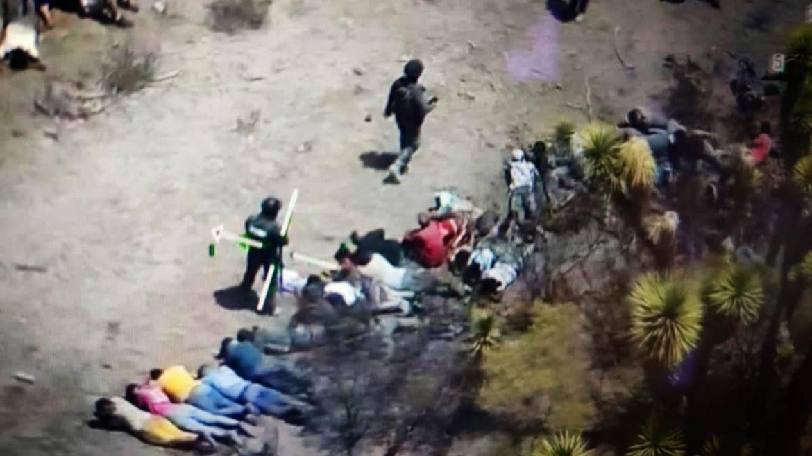 Rescatan a más de 30 migrantes secuestrados en México. Foto: Uno TV.