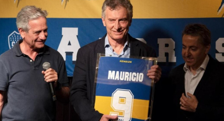 Mauricio Macri, junto a Andrés Ibarra. Foto: N/A