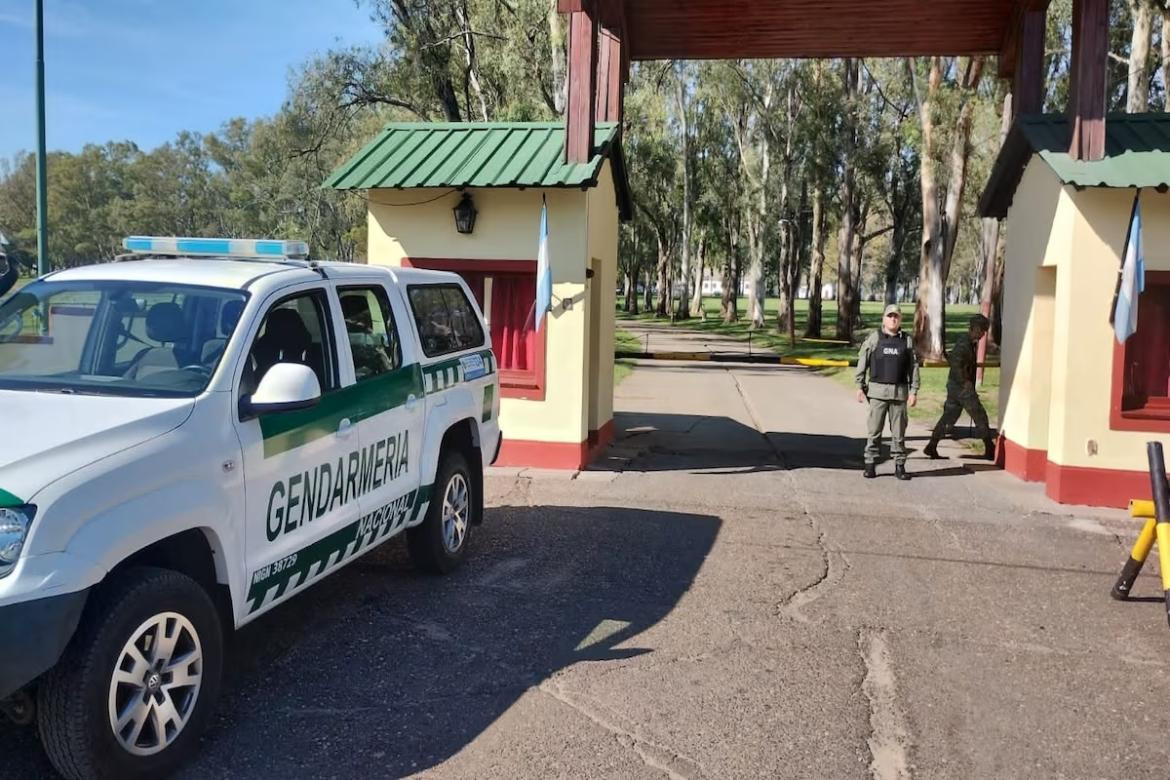 Allanamiento de la Gendarmería en Gualeguaychú, en una causa por abuso sexual. GNA