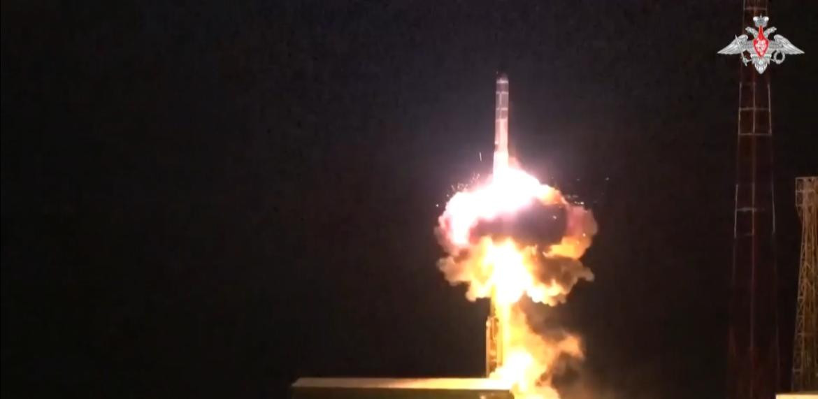 Cohete balísitico intercontinental ruso. Foto captura EFE.