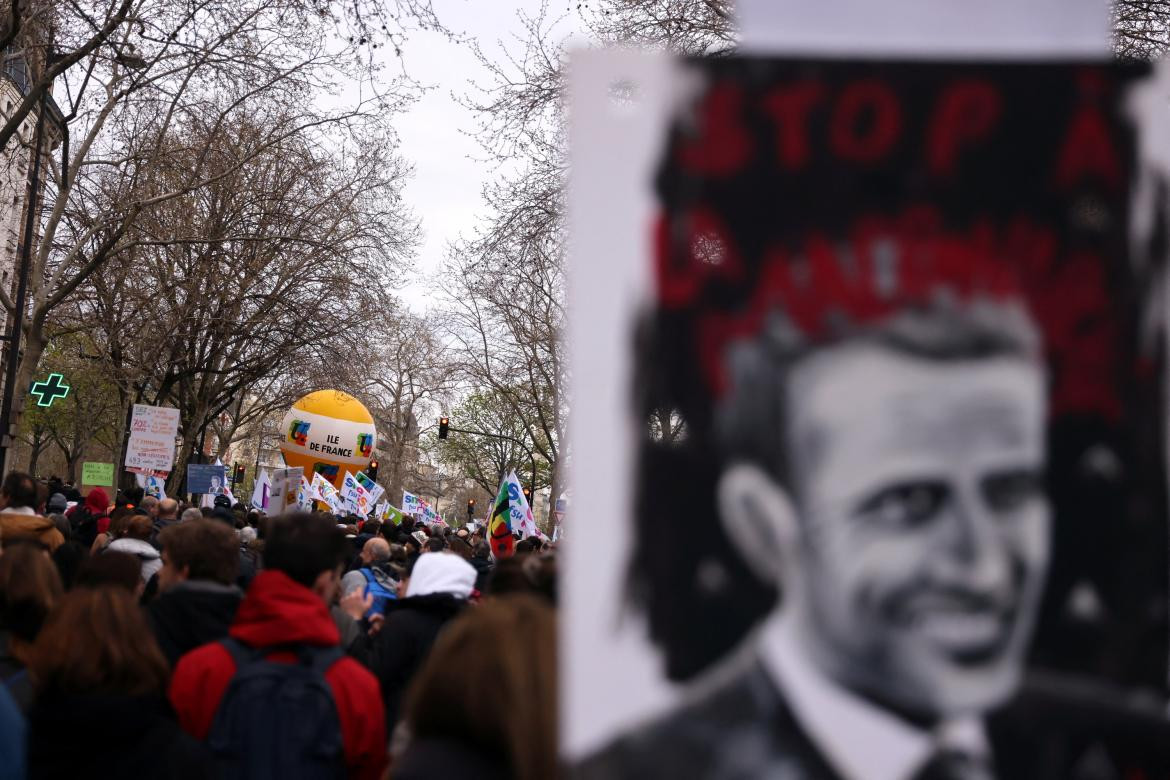 Manifestaciones contra Macron en Francia. Foto: Reuters.