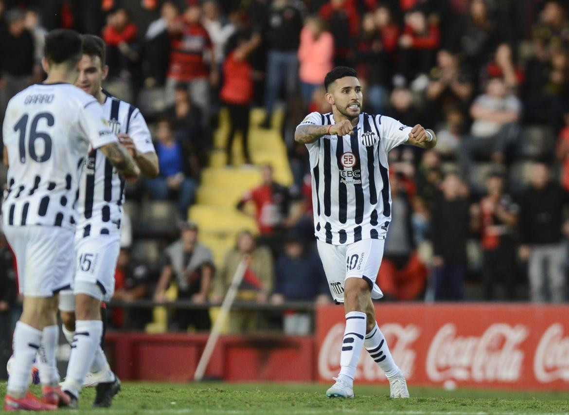 Nahuel Bustos 10; Colón de Santa Fe vs. Talleres de Córdoba. Foto: Télam.