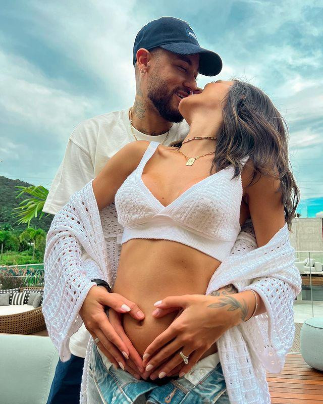 Neymar y Brina Biancardi anunciaron que serán padres. Foto: Instagram @brunabiancardi.