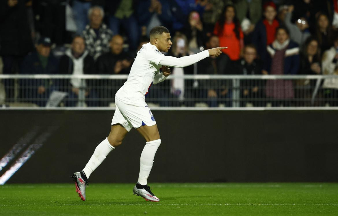 Kylian Mbappé; Angers vs. PSG. Foto: Reuters.