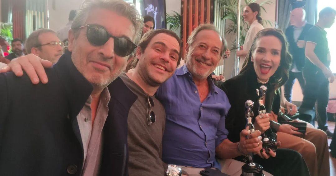 Ricardo Darín, Peter Lanzani, Guillermo Francella y Natalia Oreiro en los Premios Platino del Público. Foto: Instagram @premios_platino.