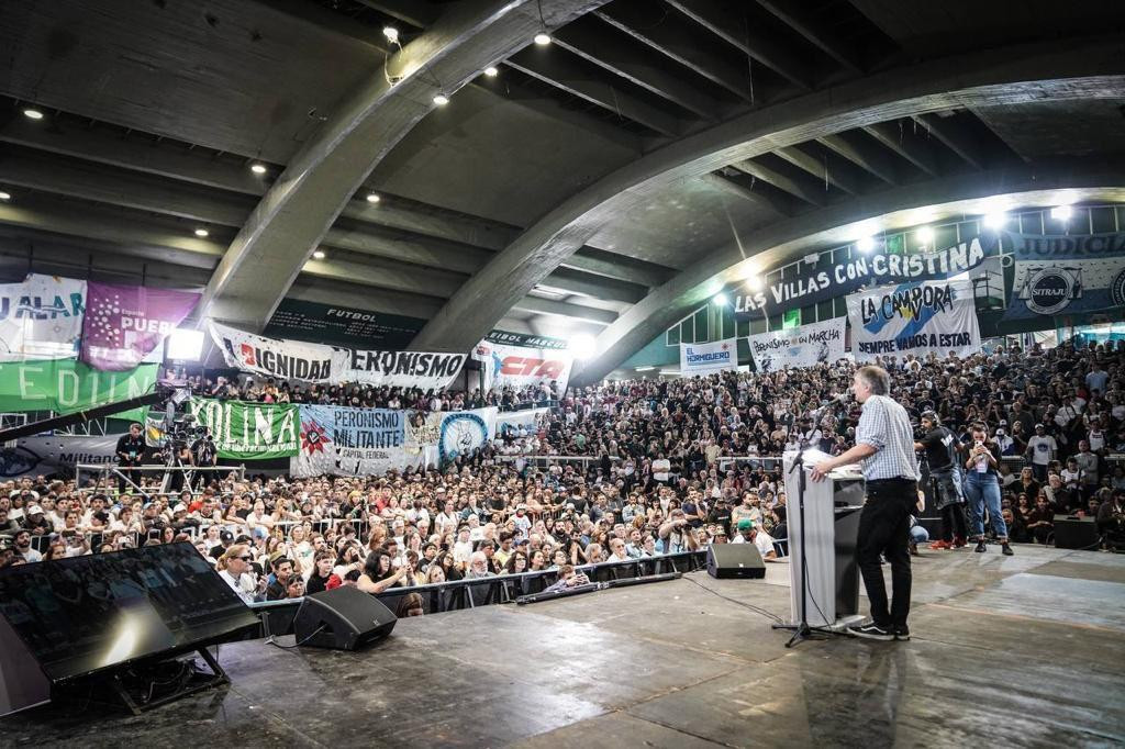Máximo Kirchner cerró un plenario de la militancia. Foto: FdT
