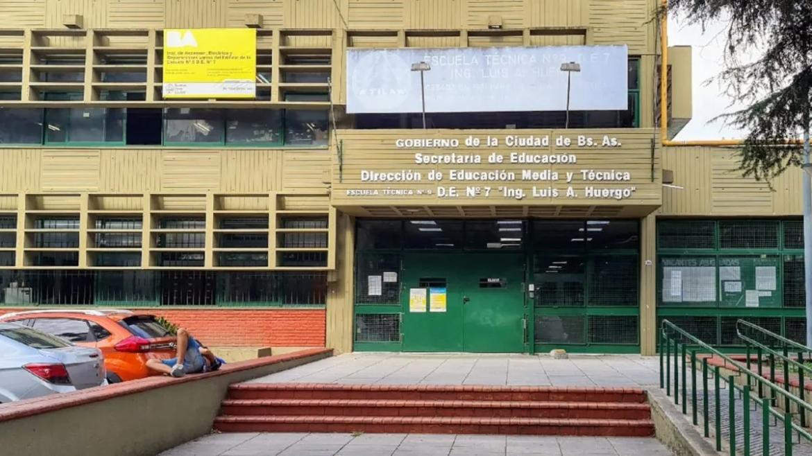 Escuela Ingeniero Luis Huergo. Foto: MinutoUno.