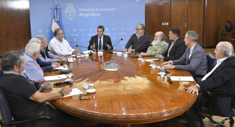 Reunión de Sergio Massa con sindicatos. Foto: Telam.