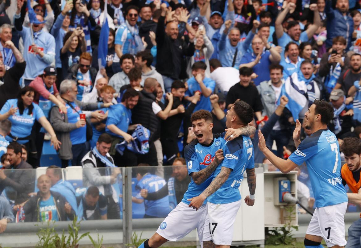 Mathías Olivera; Napoli vs. Salernitana. Foto: Reuters.