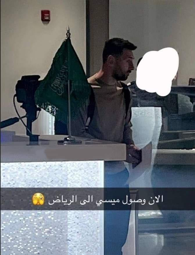 Lionel Messi, en su visita a Arabia Saudita. Foto: Twitter: @gasem_Aledeilh.