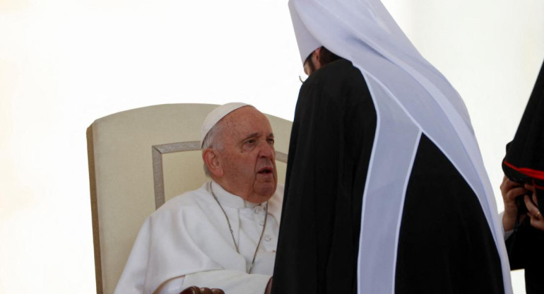 Papa Francisco, emisario del patriarca ortodoxo ruso Cirilo, Reuters