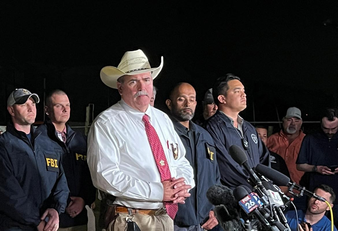 El Sheriff responsable del caso del tiroteo en Texas. Foto: Reuters. 